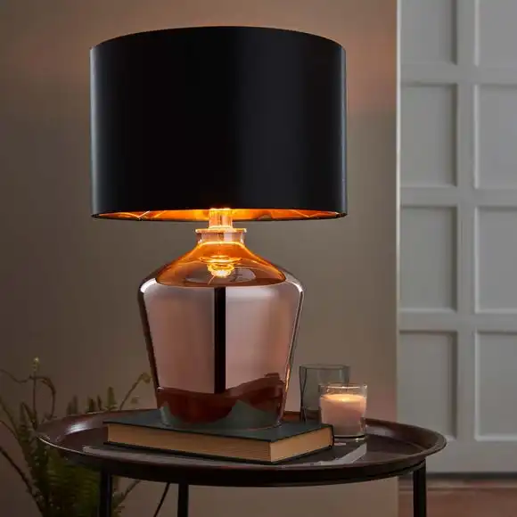 Vogue Lighting Vogue Courtland Table Lamp 3 Vogue Lighting Vogue Courtland Table Lamp
